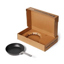YETI® Carbon Steel Pan 10